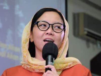 Alissa Wahid: Nakes, Penggali Kubur, Sopir Ambulans Jadi Pahlawan Kekinian
