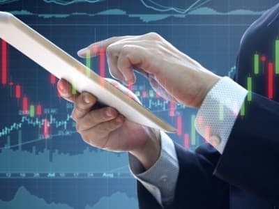 Hukum Menjadikan Uang sebagai Komoditas dalam Trading Online