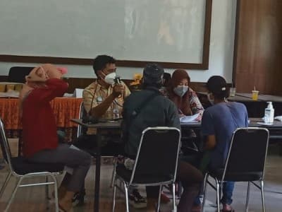 Vaksinasi, Dulu Enggan, Sekarang Jadi Rebutan