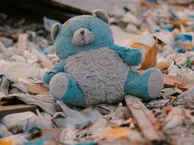 Petaka di Balik Kantong Plastik