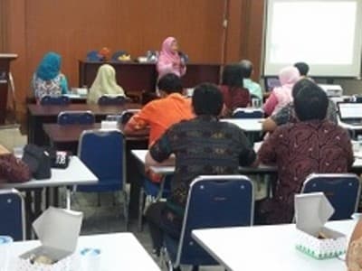 Pentingnya Tenaga PKP Kompeten dalam Peningkatan Daya Saing Produk Industri Rumah Tangga Pangan