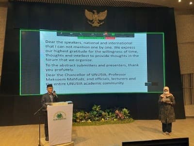 Simposium Internasional Islam Nusantara Bangun Paradigma Ilmu Pengetahuan