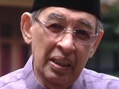 Prof Quraish Shihab: Boleh Sedekah dengan Niat Tertentu