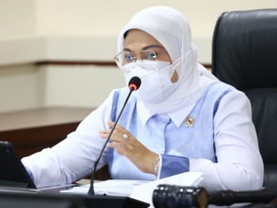 Di Depan Senator, Menaker Ida Jelaskan Pelindungan Pekerja Migran di Negara Penempatan