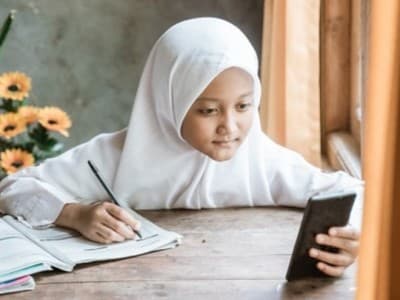 Berbagai Fungsi Pendampingan Orang Tua saat Anak Belajar Daring