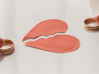 Beban Ganda hingga Perceraian Mengintai Perempuan selama Pandemi