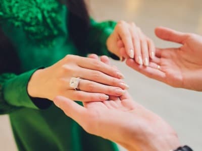 Memilih Pasangan Hidup