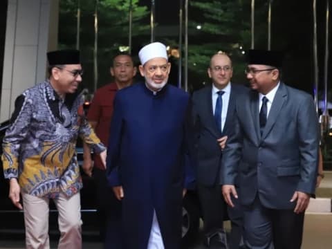Menag Lepas Grand Syekh Al-Azhar Kembali ke Mesir melalui Bandara Soetta