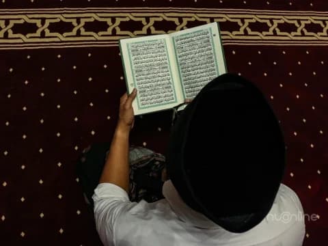 Kultum Ramadhan: Keutamaan Membaca Kitab Suci Al-Qur’an