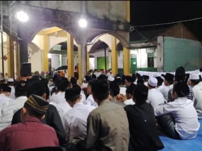 Tiga Kunci Keberkahan Santri dalam Menuntut Ilmu di Pesantren