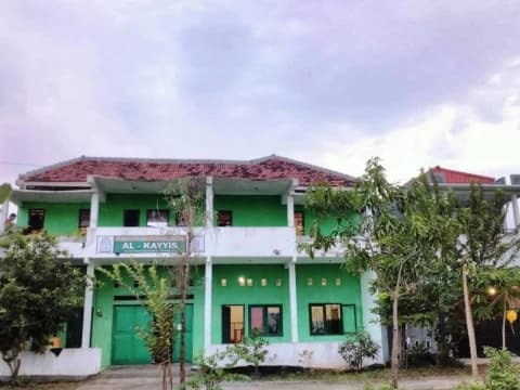 Kuliah di Bangkalan? Berikut 5 Pesantren yang Disarankan