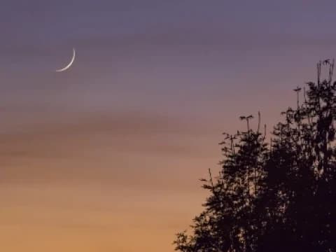 Hilal Awal Ramadhan 1444 H Terlihat di Sejumlah Kota di Indonesia