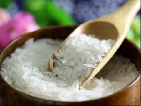 Tuntunan Lengkap dan Praktis serta Niat Zakat Fitrah