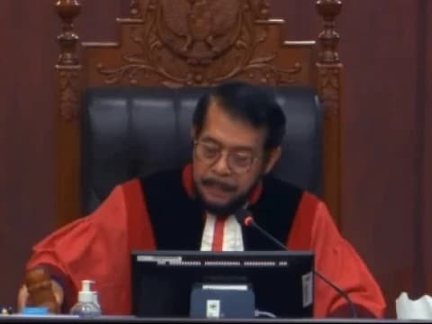 Anwar Usman Diberhentikan dari Ketua MK karena Pelanggaran Etik Berat