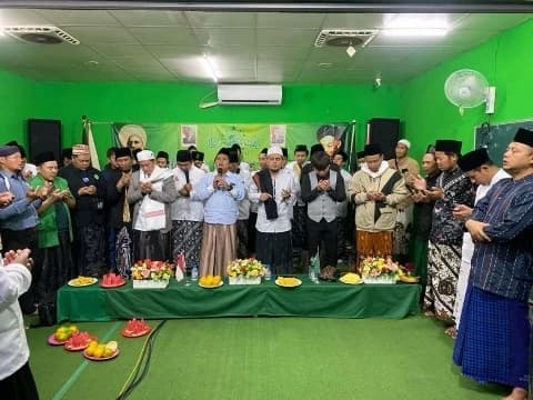 Peringati Harlah Ketiga, Grup Hadroh PCINU Taiwan Hadiahkan Syair untuk NU