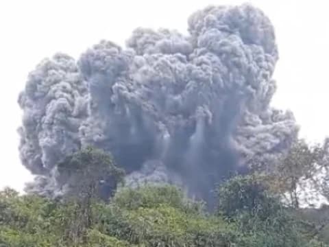 Upaya Pencarian dan Pertolongan Pendaki Gunung Marapi Terus Dilakukan