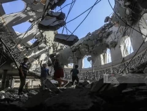 Israel Hancurkan Masjid Othman bin Qashqar yang Bersejarah di Gaza