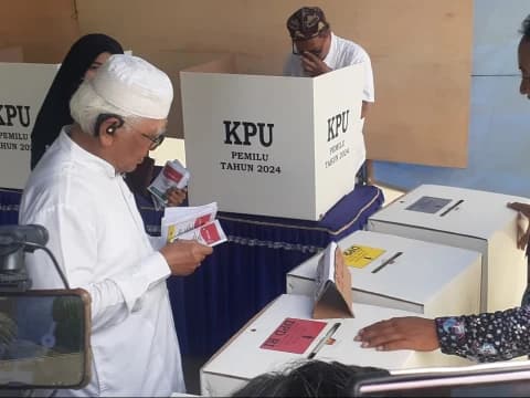 Usai Nyoblos, Gus Mus Harap Pemimpin Terpilih Ngerti Rakyatnya