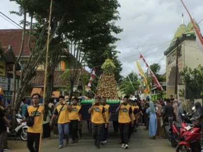 Masyarakat Durenan Trenggalek Rawat Tradisi Kupatan hingga 2 Abad Lebih