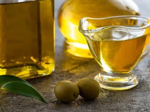 Manfaat Minyak Zaitun untuk Kesehatan Orang yang Berpuasa