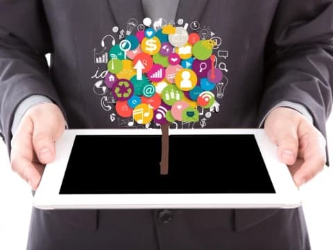 Khutbah Jumat: Tetap Tenang dan Berpikir jernih di Tengah Arus Teknologi Informasi