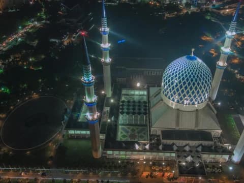 Hukum Merenovasi Masjid yang Masih Layak Pakai, Bolehkah?