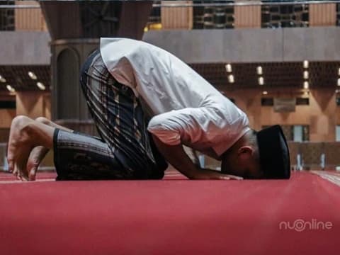 Keutamaan Shalat Tahajud