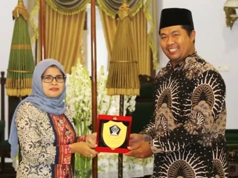 Bupati Tawarkan Sejumlah Kerja Sama kepada Kampus Pesantren di Blitar