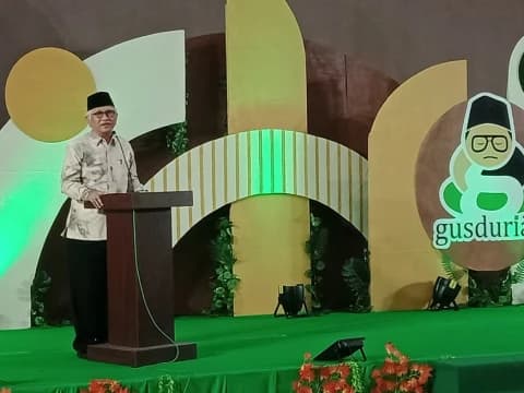 KH Mustofa Bisri Ingatkan Gusdurian Istikamah Perjuangkan Kemanusiaan
