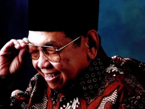 Gus Dur, Tokoh NU yang 'Asing' bagi Nahdliyin