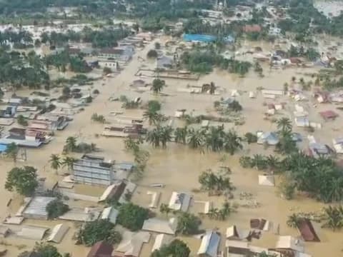 Kaleidoskop 2025: Rentetan Bencana Ekologis Melanda Indonesia, Ribuan Nyawa Melayang