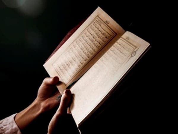 Parameter Kebaikan Seseorang Dinilai dari Khidmatnya pada Al-Qur’an