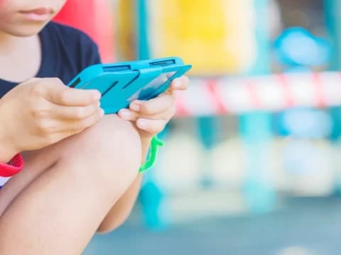 Adiksi Gawai Pengaruhi Produktivitas Anak Selama Liburan Sekolah