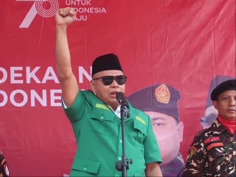 Gelar Upacara HUT Ke-78 RI, Kader Ansor Diminta Jaga Kampung Jelang Pilpres 2024