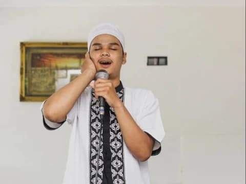 Ini Lima Kekeliruan Membaca Syahadat yang Sering Terjadi saat Azan