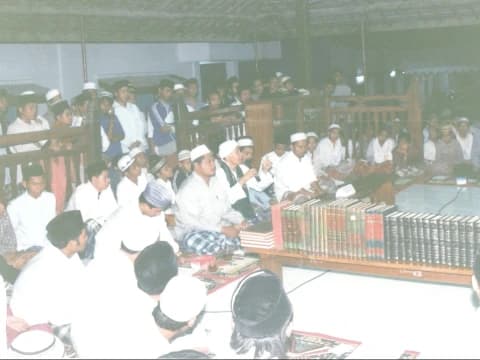 Komisi B Bahtsul Masail Haul Buntet 2023 Bahas Zakat Aset Produktif hingga Problem Rumah Tangga PMI