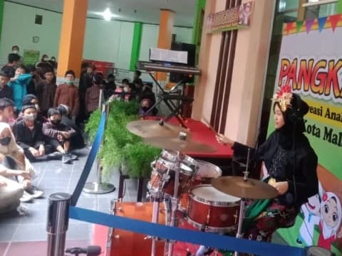 Pesona MIN 1 Kota Malang, Melawan Kutukan Sekolah Terbelakang
