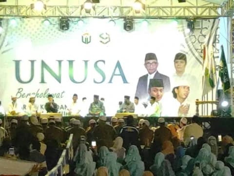 Unusa Bershalawat Iringi Peringatan Maulid Nabi dan Harlah Kampus