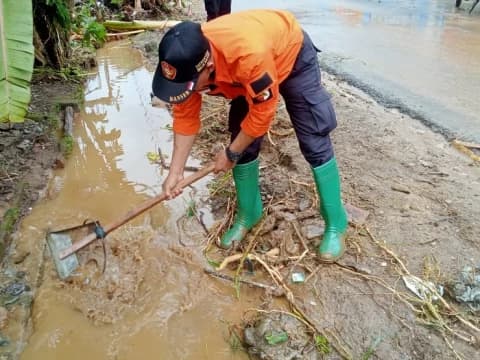 Waspada, Banjir di Jawa Timur semakin Meluas