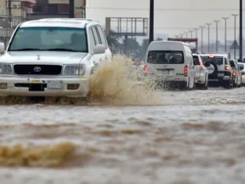 Usai Dilanda Banjir Bandang, Potensi Cuaca Buruk Masih Mengintai Makkah