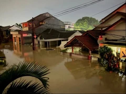 Vila Nusa Indah Bogor Diterjang Banjir, Warga Sebut Lebih Parah Dibanding 2020