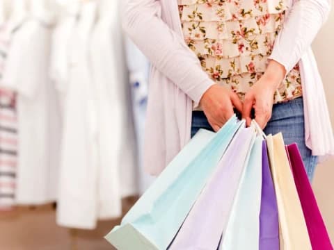 Hindari Boros di Akhir Tahun, Ini 4 Tips Berbelanja Menurut Ulama