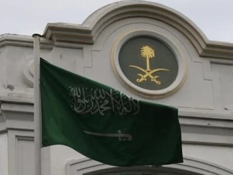 Arab Saudi Tak Lagi Terapkan Kebijakan Karantina dan PCR bagi Turis