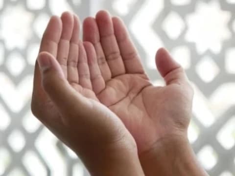 Ini Lafal Doa Akhir dan Awal Tahun Baru Hijriah serta Keutamaannya