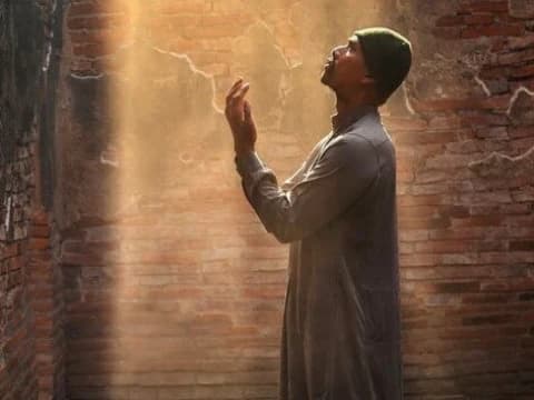 10 Kriteria Muslim yang Memperoleh Predikat Takwa