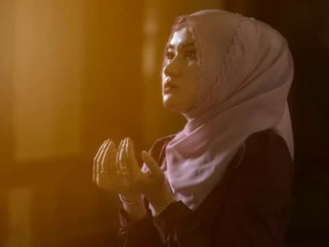 Baca Doa dan Lakukan Hal Ini Saat Dapat Fitnah