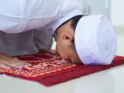 Khutbah Jumat: Bulan Sya’ban, Momen Bersimpuh Mohon Ampunan Allah