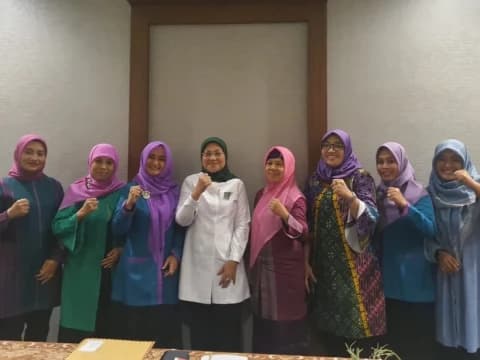 Kiprah Perempuan Pesantren dari Era Kolonial, Pasca-Kolonial hingga Milenial