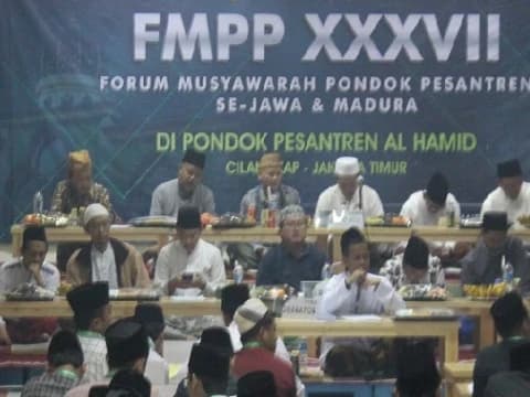 Tafsir Surat Al-Bayyinah Ayat 5: Islam, antara Materialisme dan Spiritualisme