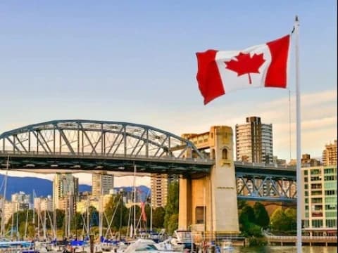 Puasa di Kanada: Durasi 14-16 Jam, Menu Takjil, hingga Ragam Jumlah Rakaat Tarawih